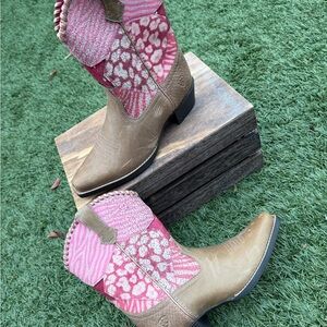 Ariat Kids Western Boots | Pink & Tan | Size 2 | Sample